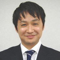 山田顔写真.png